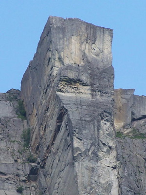 Prisma natural - Preikestolen en Lysefjord (Noruega)