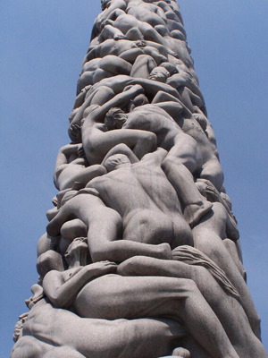 Cilindro humano - Obra de Gustav Vigeland en Frogepark. Oslo