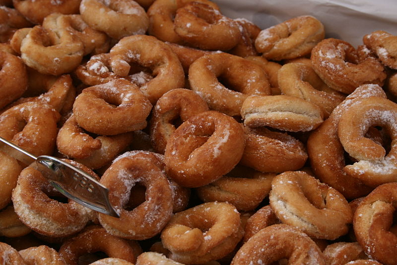 http://commons.wikimedia.org/wiki/File:Rosquillas.JPG